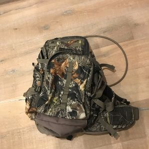 Camelbak XL backpack Mossy Oak lightly used.